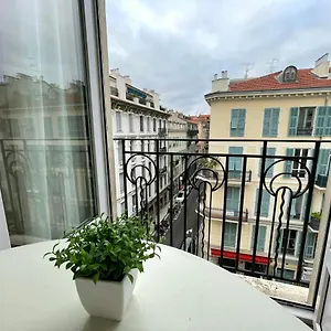 Apartment Renting - Notre Dame - Cosy Loft Perfect View On The Roofs, Nice